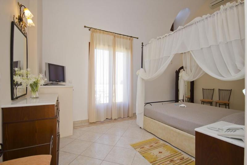 اتاق لوکس, On Sight Inn