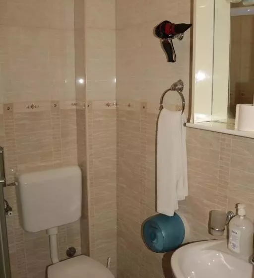 اتاق استاندارد, Perjanik