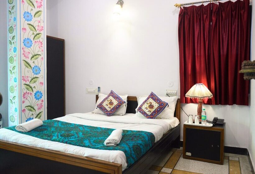 اتاق لوکس, The Little Prince Heritage Home