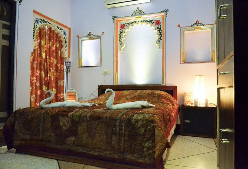 اتاق اکونومی, The Little Prince Heritage Home