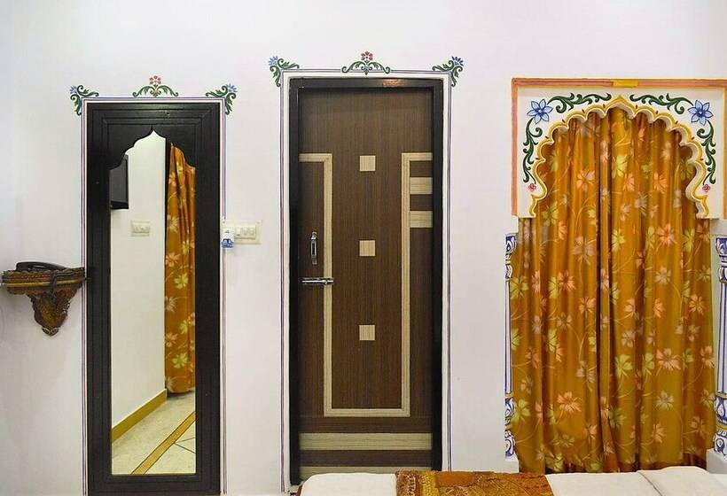 اتاق اکونومی, The Little Prince Heritage Home