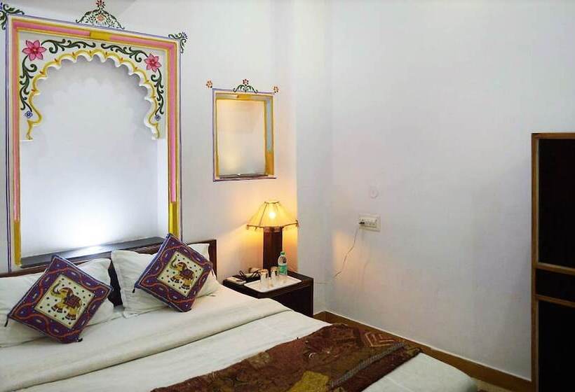 اتاق اکونومی, The Little Prince Heritage Home