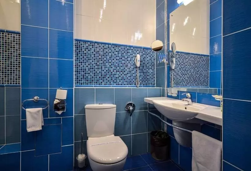 اتاق استاندارد یک نفره, Mayak Hotel   Korpus Irtysh