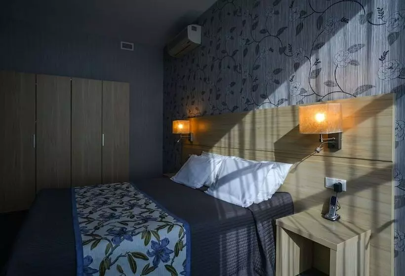 آپارتمان 1 خوابه, Mayak Hotel   Korpus Irtysh