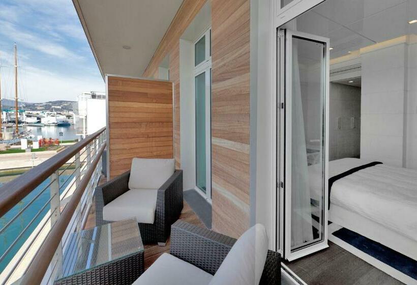 シングルデラックスルーム, Yacht Club Marina Di Loano