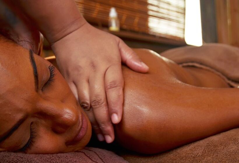 经济房, Pearle Beach Resort & Spa