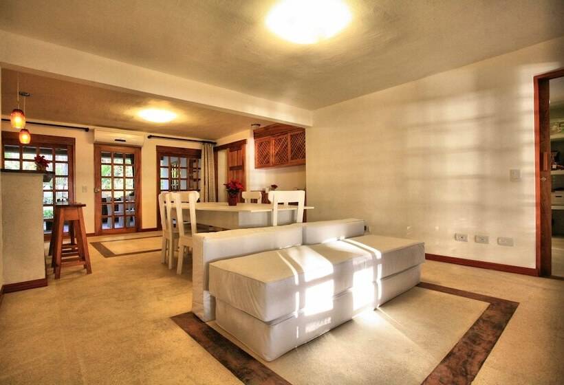 스위트, Tropico Latino