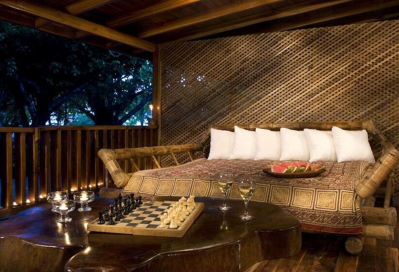 스탠다드 룸 더블 침대 2개, Tropico Latino