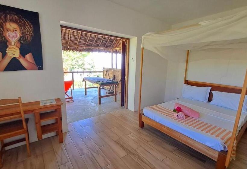 اتاق استاندارد با چشمانداز باغ, Villa C Est La Vie