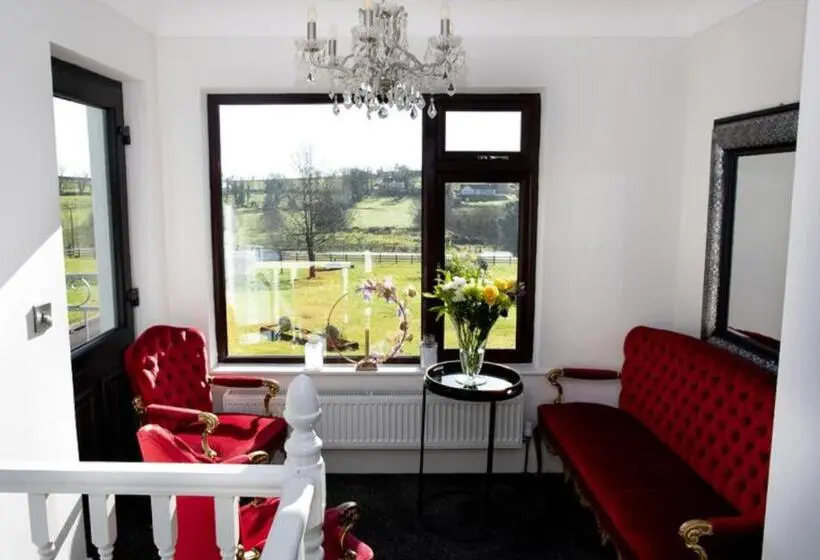 اتاق استاندارد با تخت بزرگ, Ashwoods House