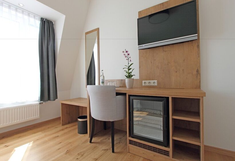 Номер Стандарт, Adler Hotel & Gasthaus