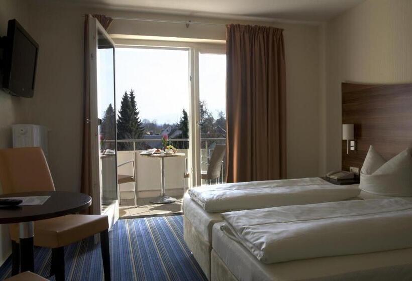 Номер Стандарт с Балконом, Parkhotel Lindau