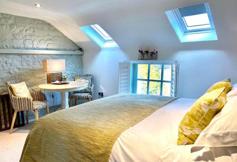 Номер Deluxe, The Loft In The Malt Barn Chipping Campden