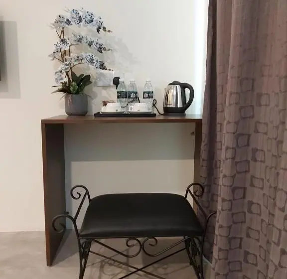 Chambre Familiale, Kb