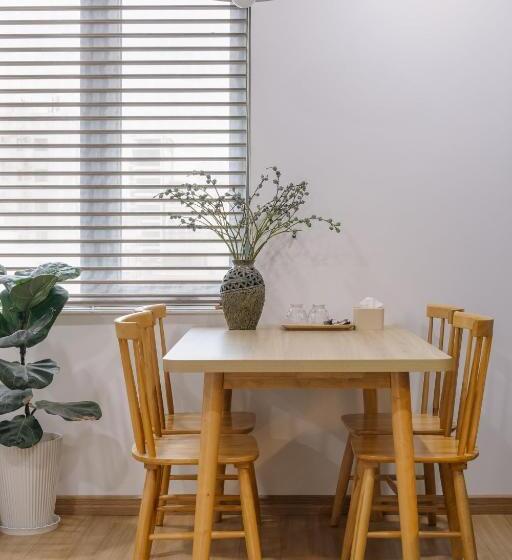 سوییت لوکس, Lagom Apartment And