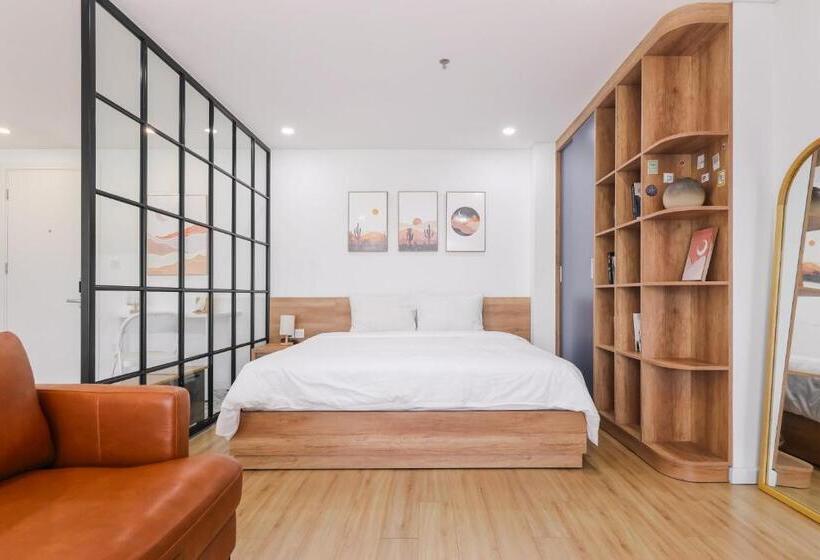 استودیوی سوپریور, Lagom Apartment And