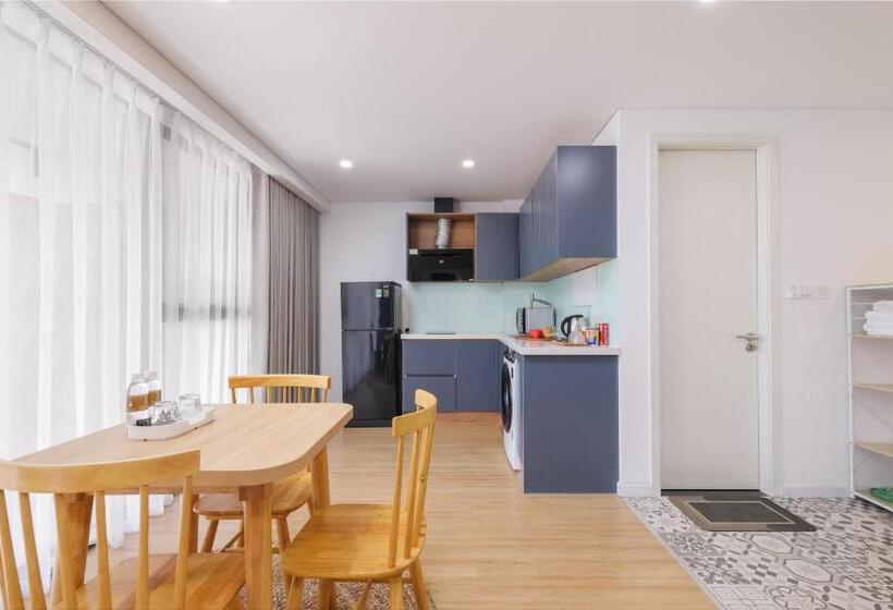 استودیوی سوپریور, Lagom Apartment And