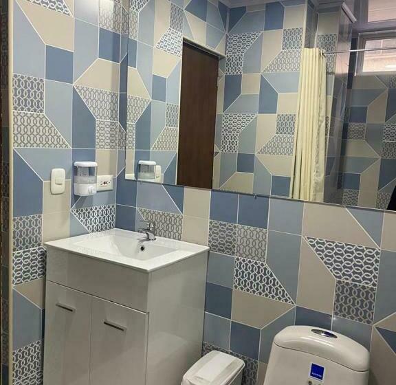 标准单人间, En Bogota Fontana Di Trevi