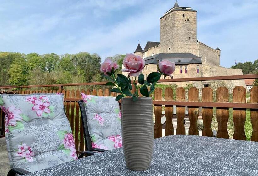 디럭스 전망 룸, Podkost