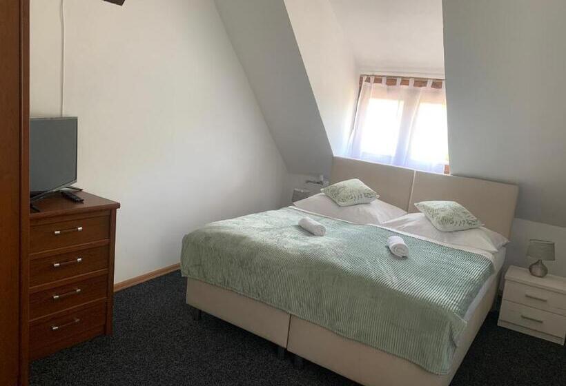 חדר אקונומי, Podkost