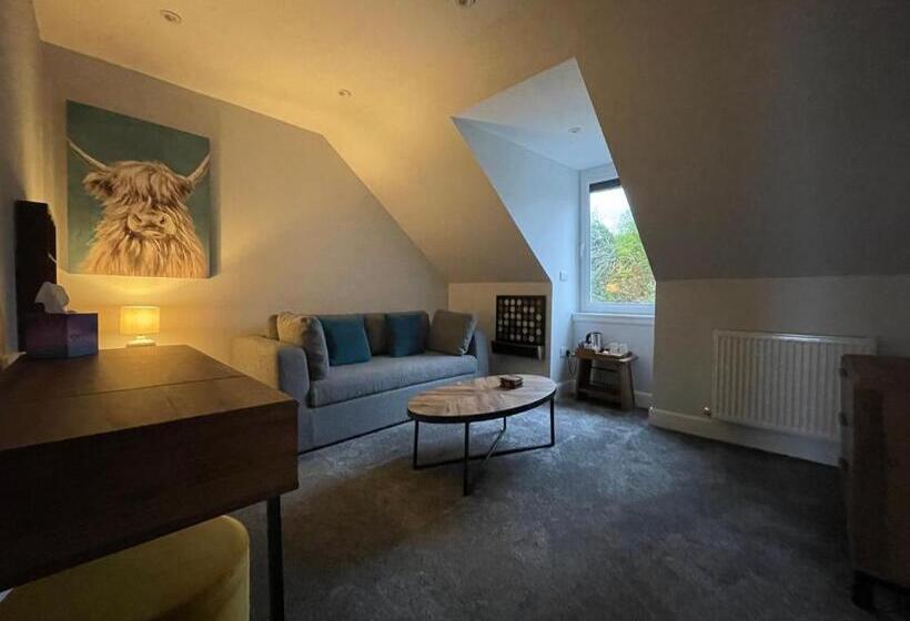 سوییت خانوادگی, Killorn Guest House