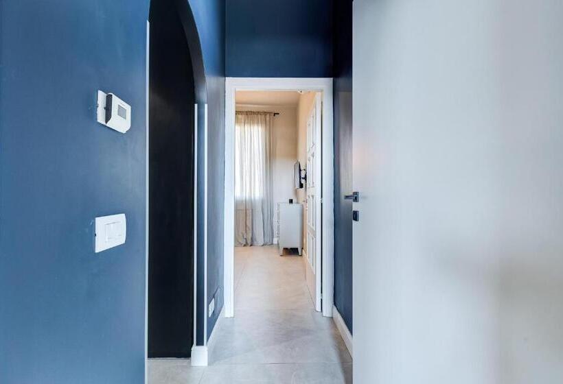 آپارتمان 1 خوابه با تراس, Vivilo Roma Trevi   Luxury Experience   Private Jacuzzi On Terrace   Insane View