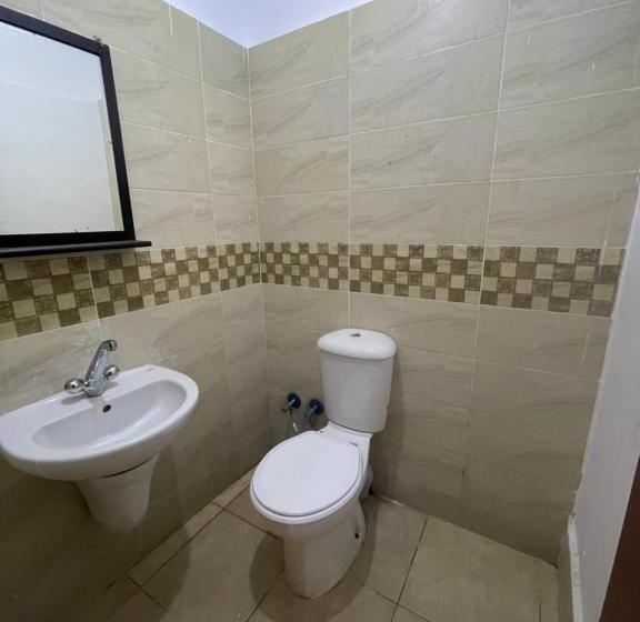 اتاق استاندارد چهارنفره با سرویس بهداشتی مشترک, Auski Hostel Dahab