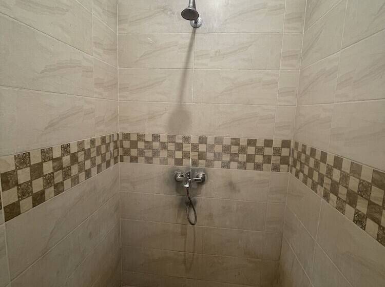 اتاق استاندارد, Auski Hostel Dahab