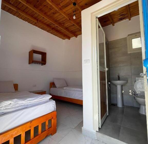 اتاق استاندارد یک نفره, Auski Hostel Dahab