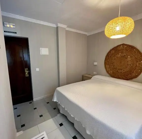 Economy Room