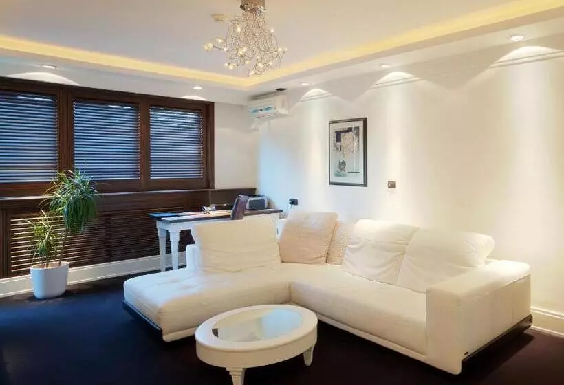 آپارتمان 1 خوابه, Garni Hotel Crystal
