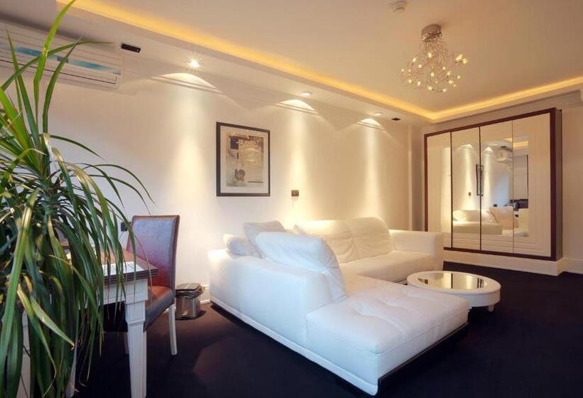 شقة غرفة واحدة, Garni Hotel Crystal