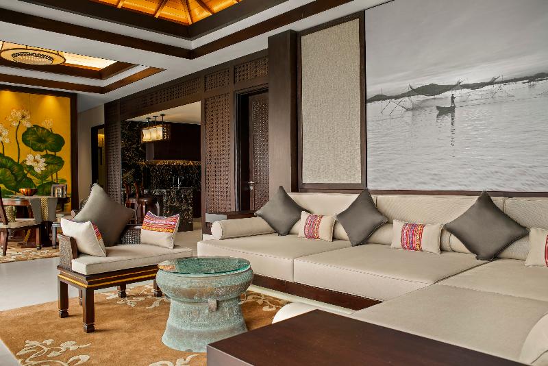 ویلای 3 خوابه با استخر, Banyan Tree Lang Co