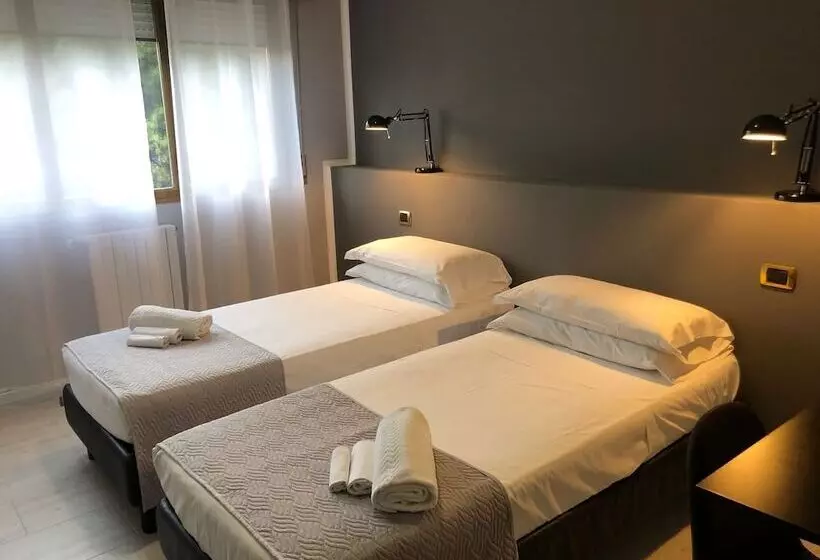 エコノミールーム, Hp Fly Hotel Bologna
