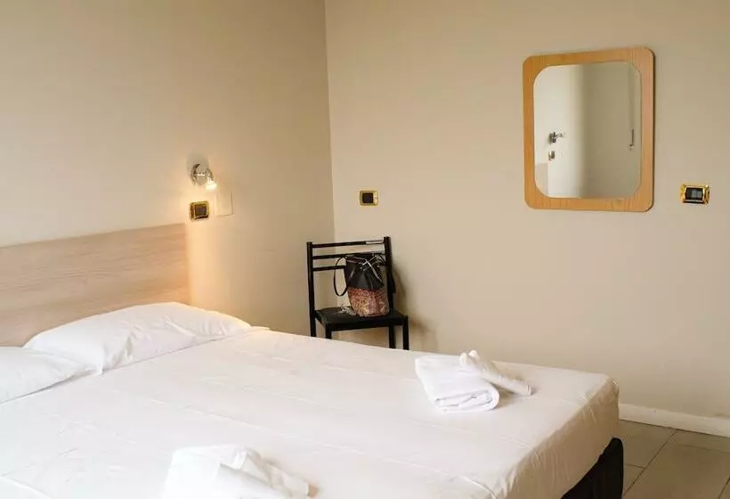 エコノミールーム, Hp Fly Hotel Bologna