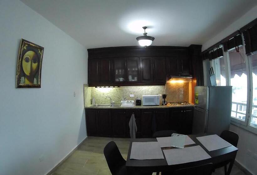 استودیوی استاندارد, Discovery