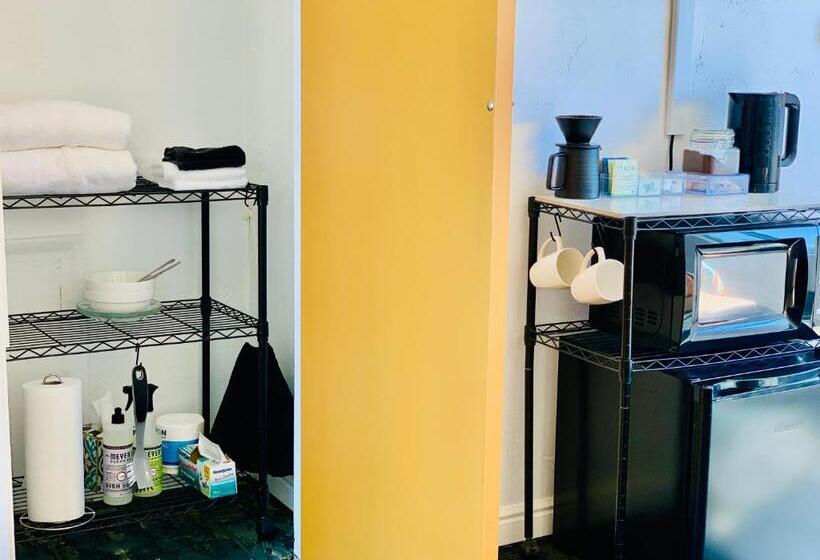 스탠다드 룸 킹사이즈 침대, Dragonfly Motor Lodge