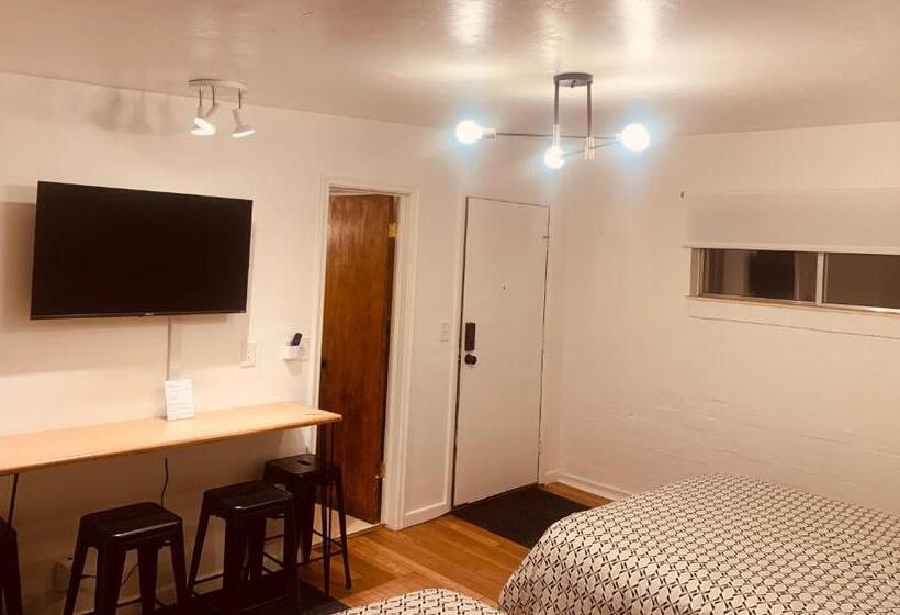 스탠다드 룸, Dragonfly Motor Lodge