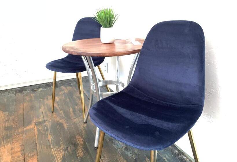 스탠다드 룸 킹사이즈 침대, Dragonfly Motor Lodge