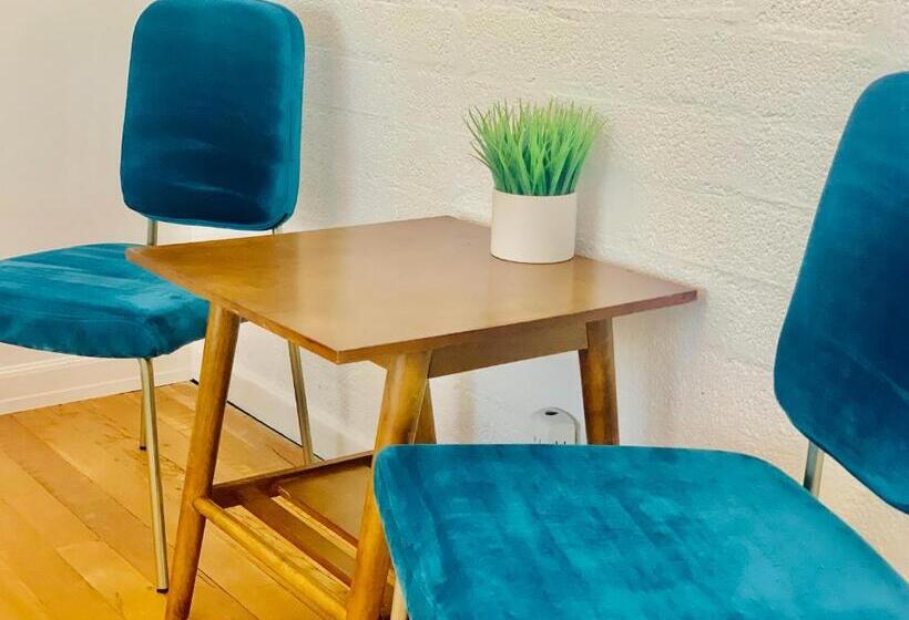 스탠다드 룸 킹사이즈 침대, Dragonfly Motor Lodge