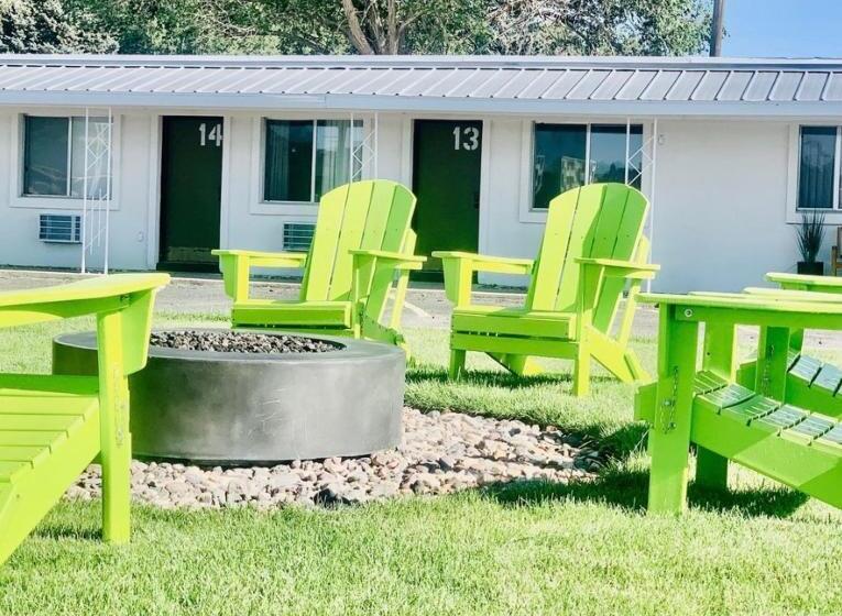 스탠다드 룸 킹사이즈 침대, Dragonfly Motor Lodge