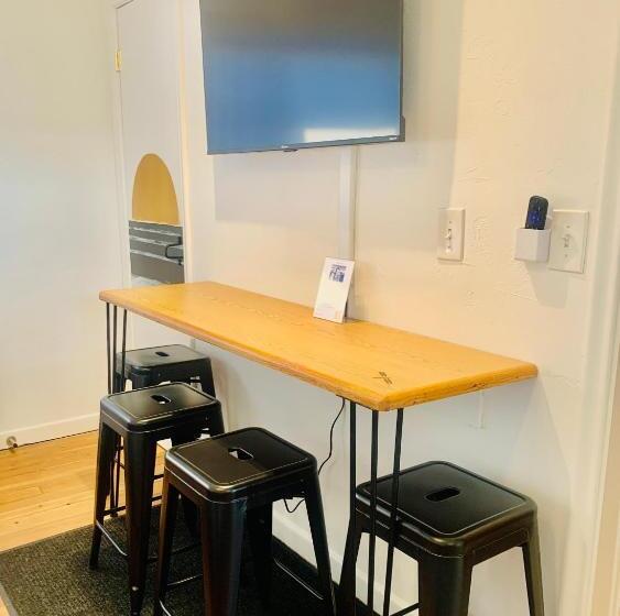 스탠다드 룸, Dragonfly Motor Lodge