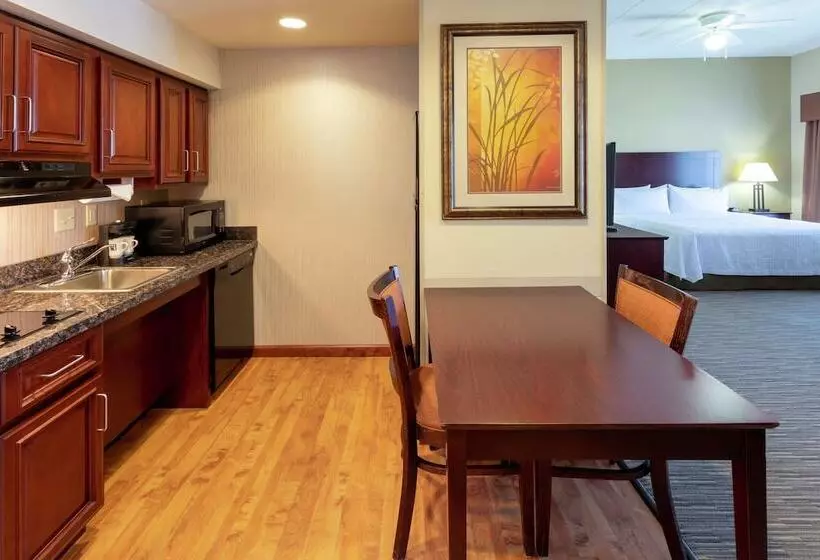 身障者適用スイートルーム, Homewood Suites By Hilton St Louis Park At West End