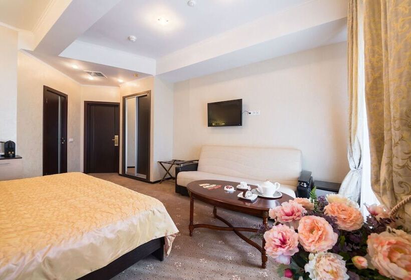 스탠다드 스튜디오, Kamergersky