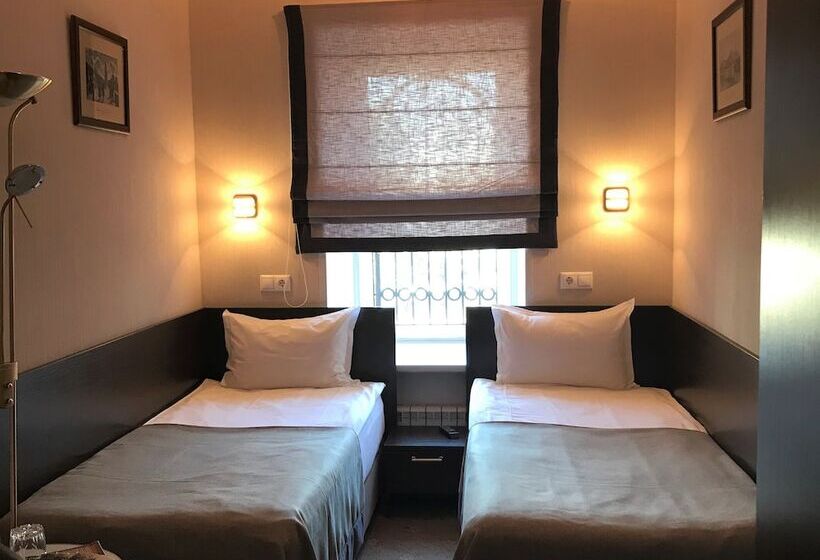 이코노미 룸, Kamergersky