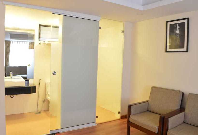 اتاق لوکس, Potala Guest House