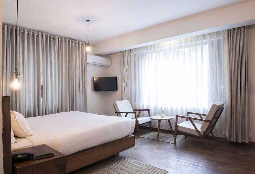 اتاق لوکس, Potala Guest House