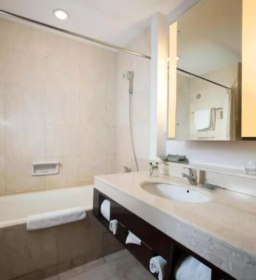 Quarto Familiar Premium, Santika Premiere Malang