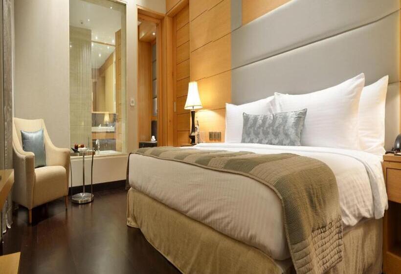 豪华房间, The Umrao