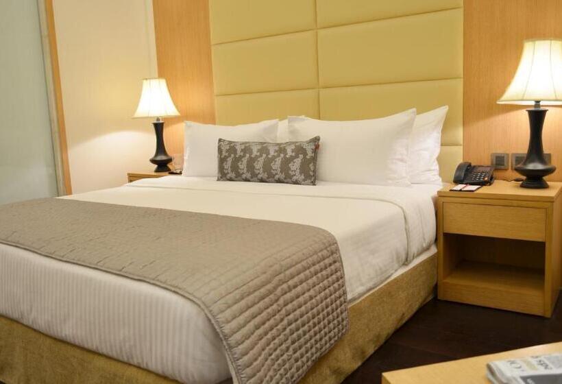 豪华房间, The Umrao